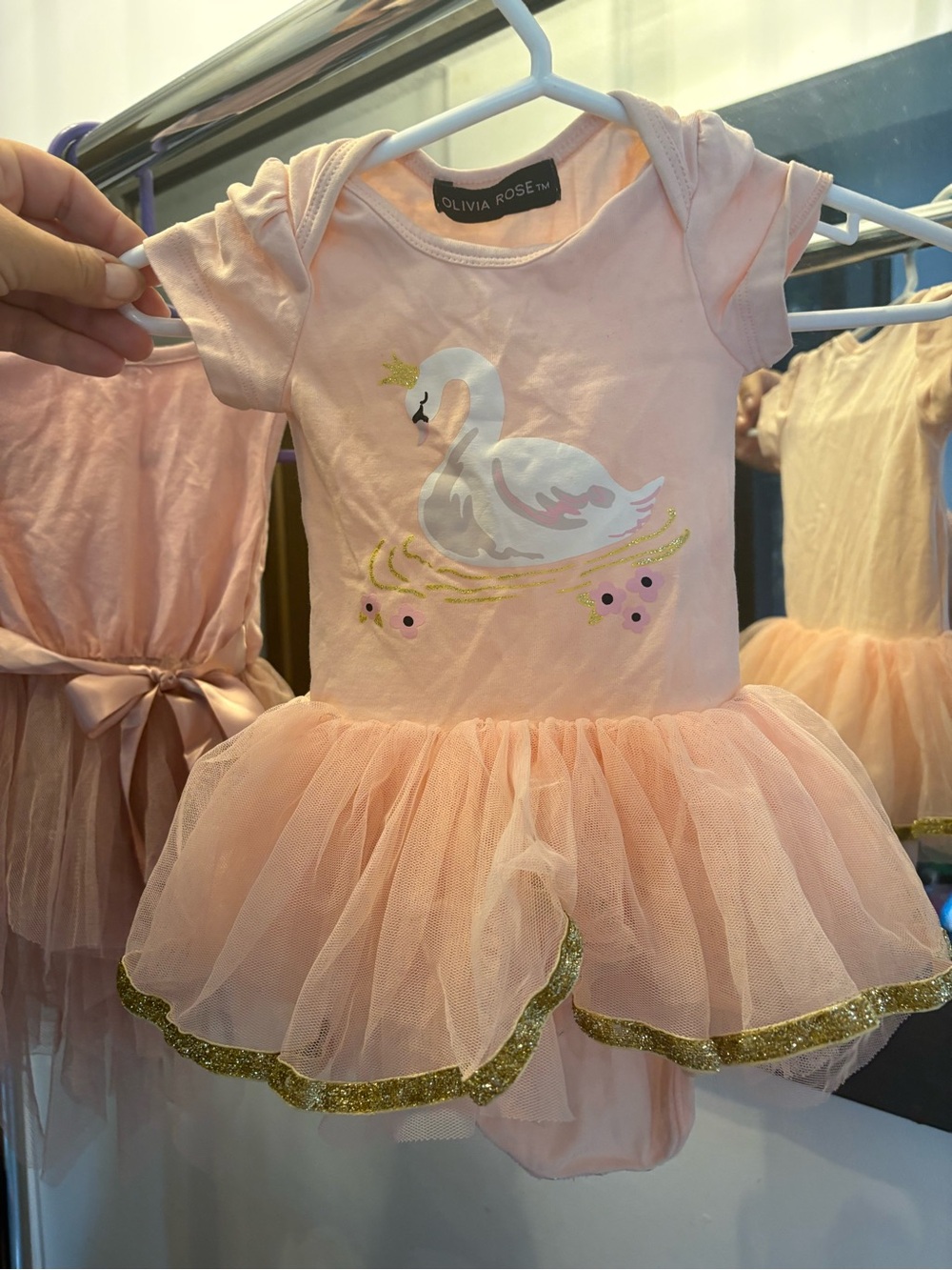 2 very sweet baby rompers πβ₯οΈ - Picture 7 of 9